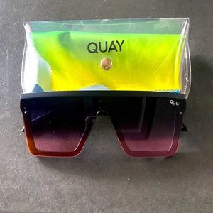Quay glasses